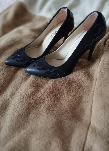 Diğer Stiletto