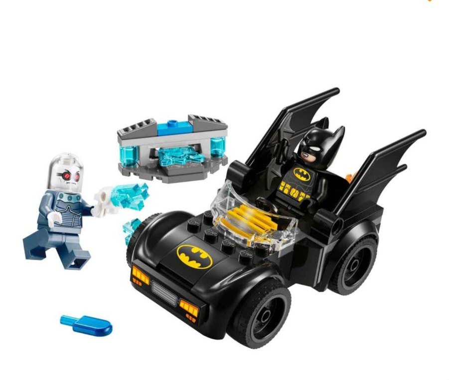 LEGO DC Batman: Batman ve Batmobile Seti - Görsel 3
