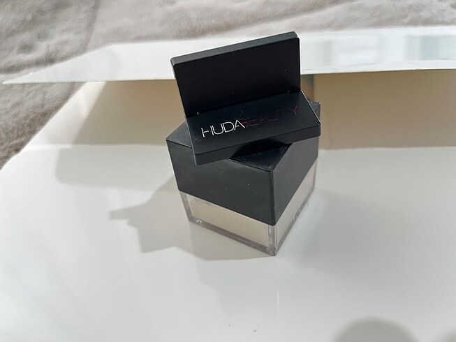 Beden huda mini pudra