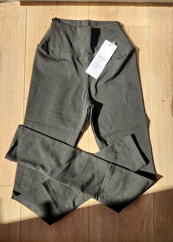 Oysho Şardonlu Kışlık Toparlayıcı Tayt - Görsel 2