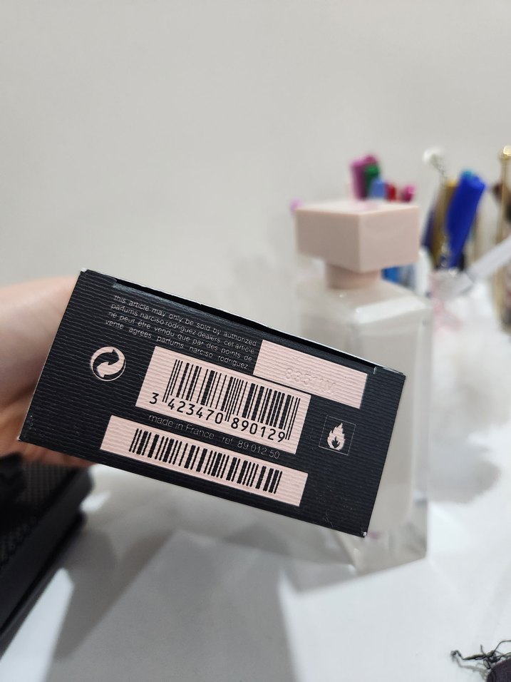 Narciso Rodriguez For Her Kadın Parfümü 100 ml - Görsel 5