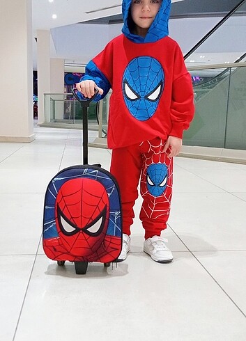 4 Yaş Beden Spiderman Kapşonlu İkili Takımımız