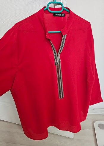 Uzun Kollu Kırmızı  Kadın Bluz - Görsel 2