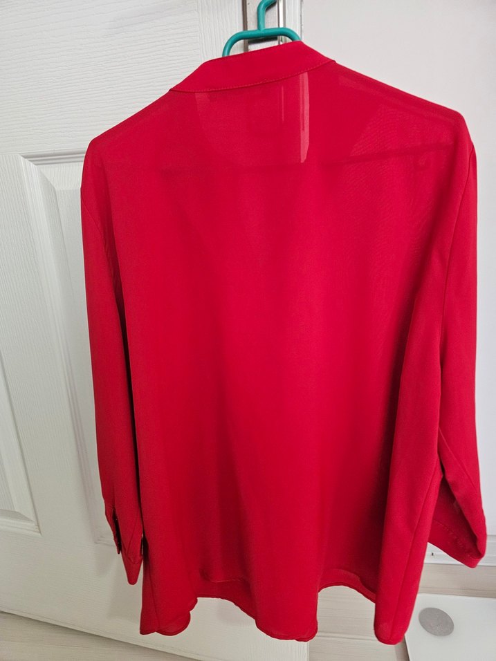Uzun Kollu Kırmızı  Kadın Bluz - Görsel 3
