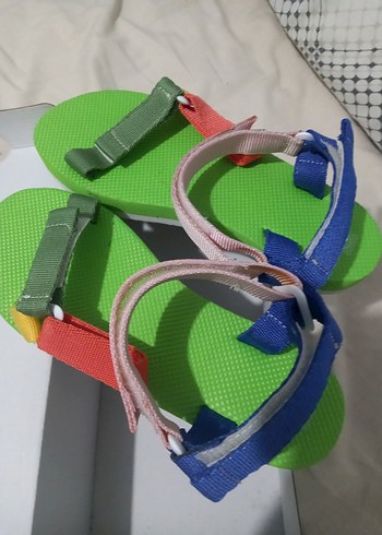 Renkli Cırtcırtlı Kadın Dolgu Topuklu Sandalet - Görsel 3