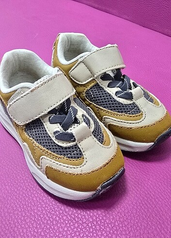 21 Beden Zara 21 numara ayakkabı