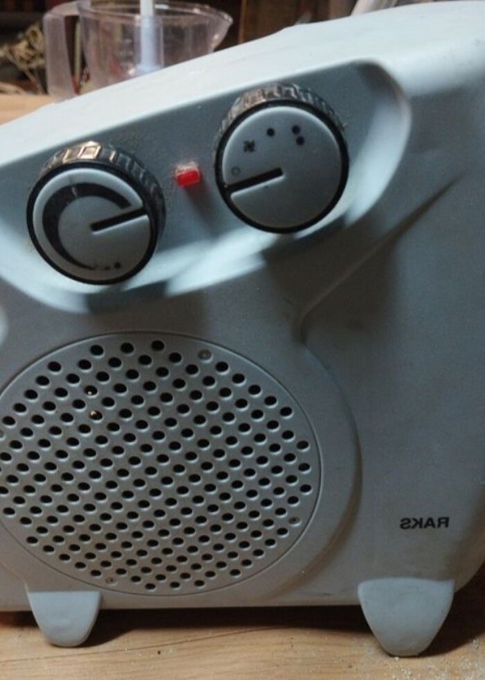 Raks fanlı ısıtıcılı soba elimizde 3 renk vardır hangi renk kald - Görsel 5