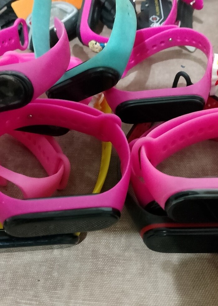 Yeni sıfır gümrük depolarından alınma Çocuk digital kol saatleri - Görsel 4