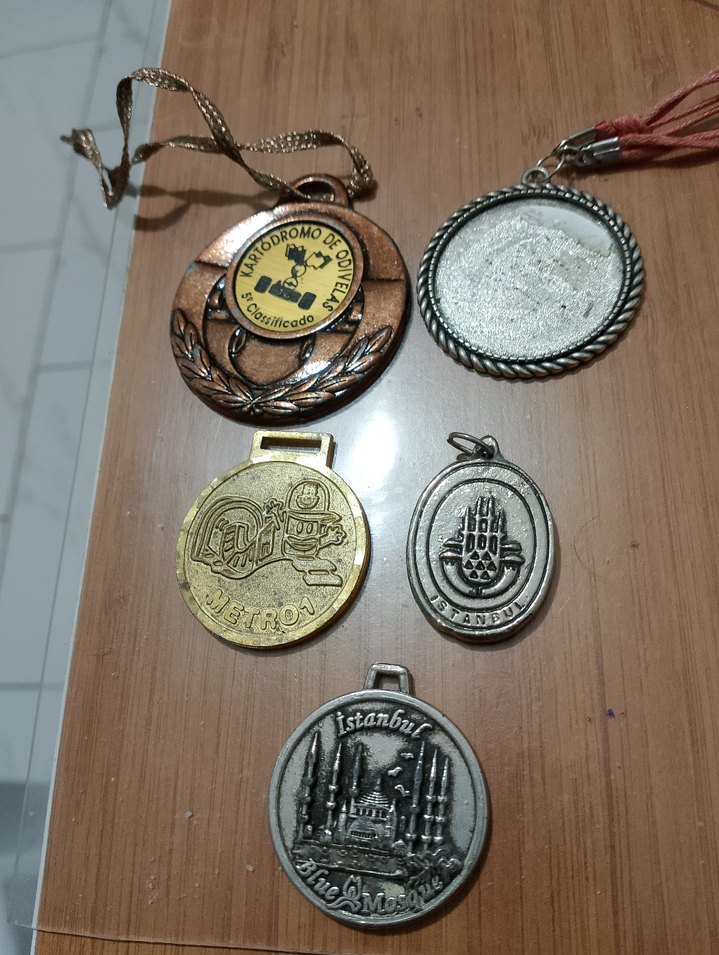 Dönem madalyaları adet fiyatı 200 TL - Görsel 4