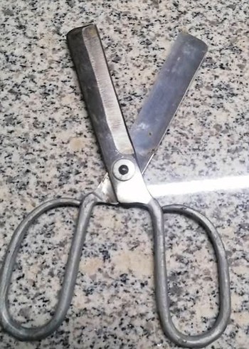 dönem ürünü koleksiyonluk kalın etli malzemeden şekerçi makası - Görsel 9