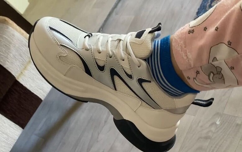 37 Beden beyaz Renk Hotiç beyaz sneaker