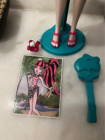 Beden Monster High Draculara