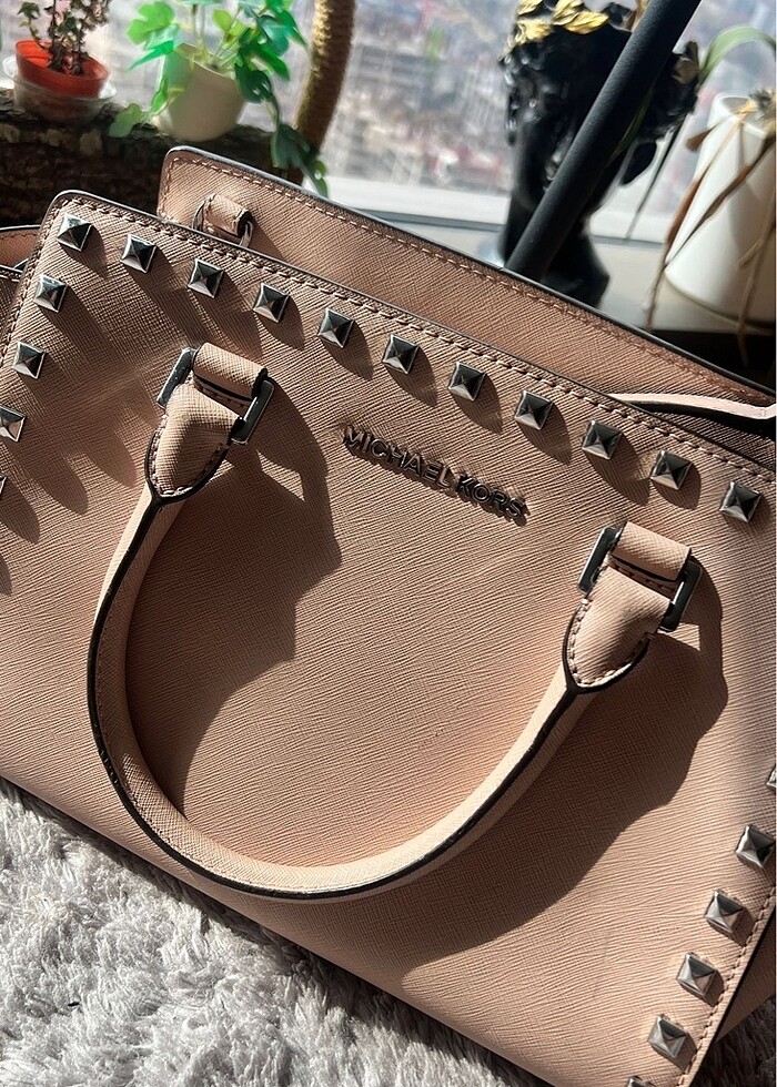 Orjinal Michael Kors Zımbalı Pembe Askılı Çanta - Görsel 3