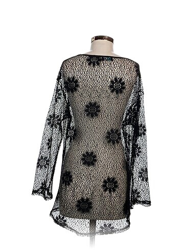 m Beden Vintage Love Bluz %70 İndirimli.