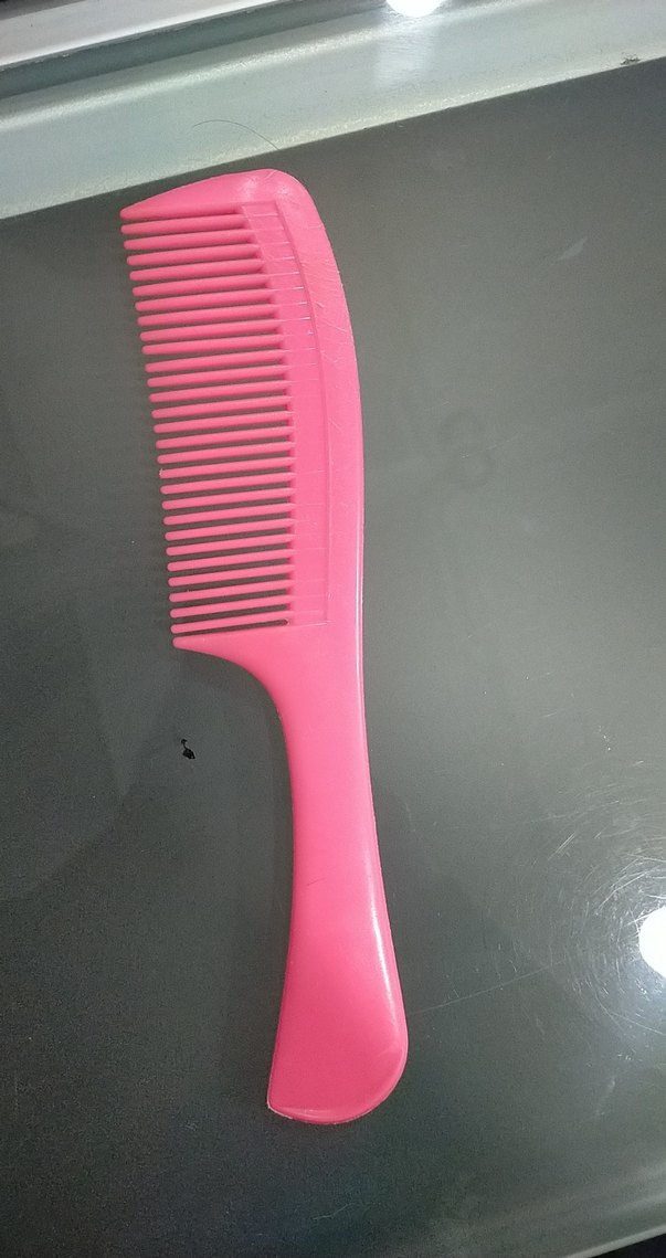 Pembe Plastik Saç Tarağı - Görsel 2