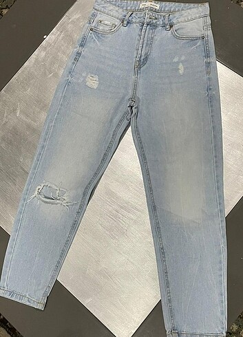 Stradivarius Stradivarius 34 beden mom jean pantolon