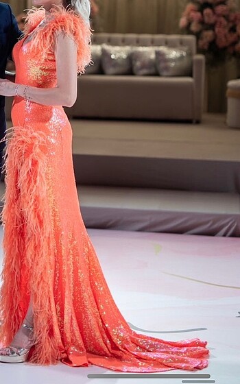 Özel Tasarım Tüylü Turuncu Abiye Elbise - Görsel 5