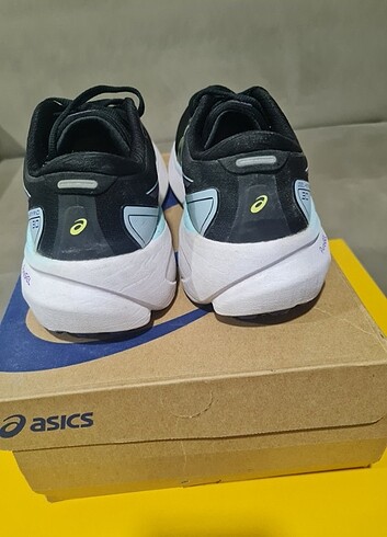 Asics ADICS GEL KAYANO 30