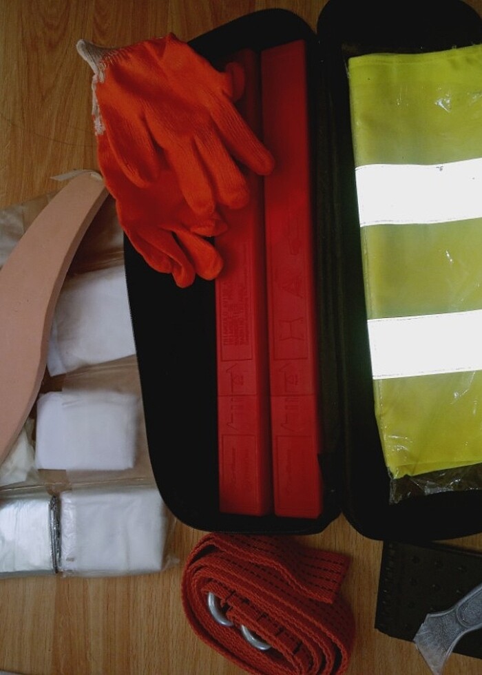 Araba yardım çantası. - Görsel 3