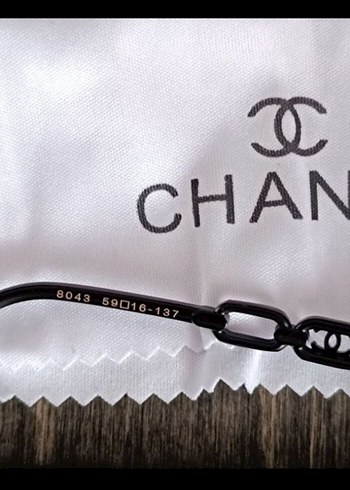 Chanel Zincir Detaylı Kadın Gözlük - Görsel 6