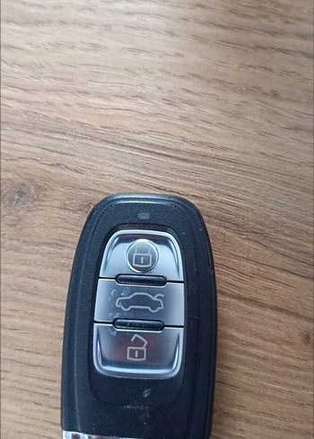Audi araba anahtarı - Görsel 2