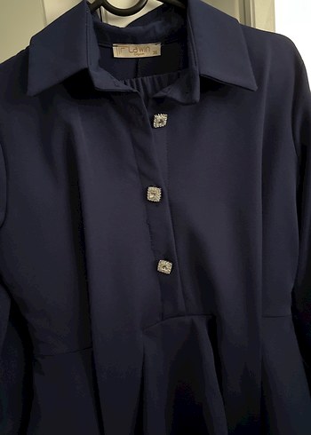 Uzun Kollu Lacivert Düğmeli etekli takım - Görsel 3