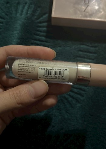 Bej Muson Pudra ve Makyaj Ürünleri - Görsel 4