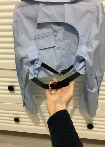 Mavi Kemerli Kadın Gömlek - Görsel 4