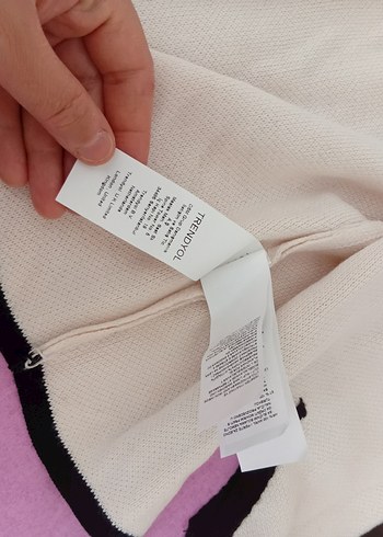 Kızlar için düğmeli beyaz bolero - Görsel 6