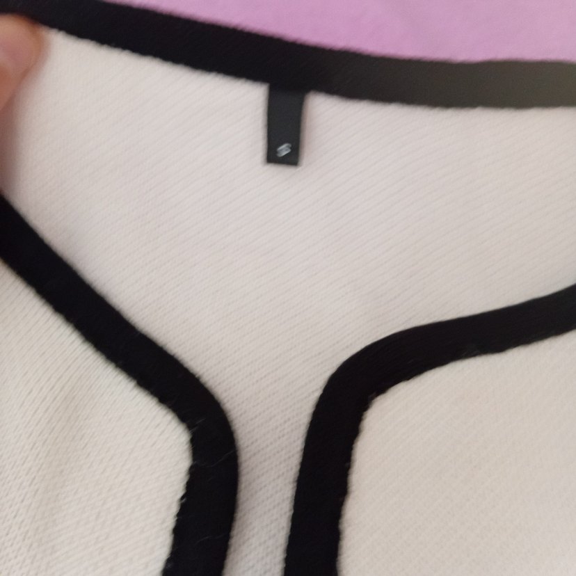 Kızlar için düğmeli beyaz bolero - Görsel 2