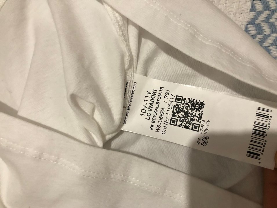 Pamuklu Beyaz Kısa KolluTişört - Görsel 4