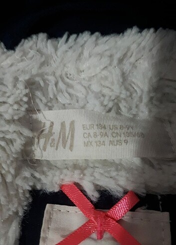 H M mont