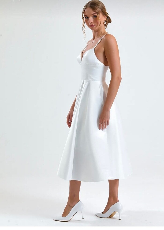 Saten ince askılı elbise - Görsel 4