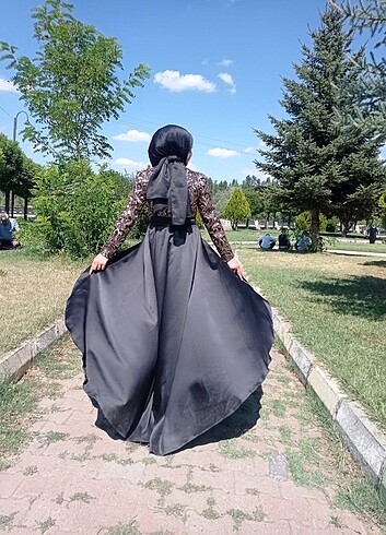 Saten kuyruklu Abiye