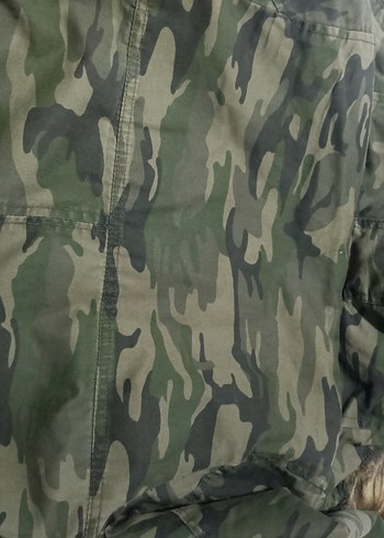 Gri Kamuflaj Desenli Kürklü Kadın Mont - Görsel 15