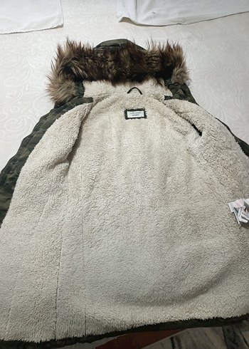 Gri Kamuflaj Desenli Kürklü Kadın Mont - Görsel 14