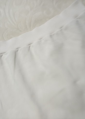 Gri Kirpik ve Kırmızı Dudak Baskılı Tişört - Görsel 12