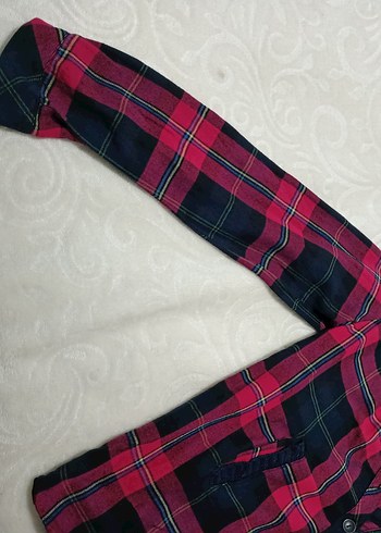 Kapüşonlu Düğmeli Kadın Gömlek - Görsel 2