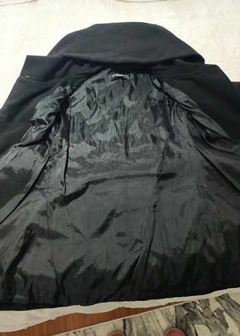 Düğmeli Siyah Midi Kadın Kaban - Görsel 6