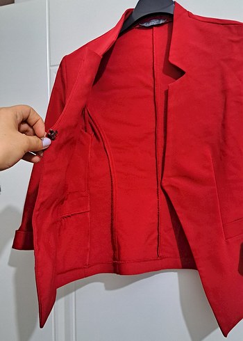 Kadın Parlak Kırmızı Düğmeli Mini Blazer - Görsel 4