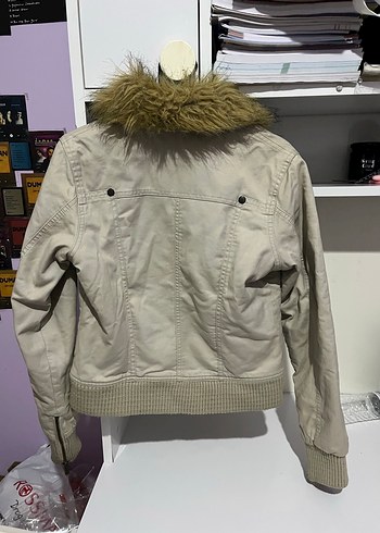 s Beden Kürk Detaylı Bej Deri Kadın Mont