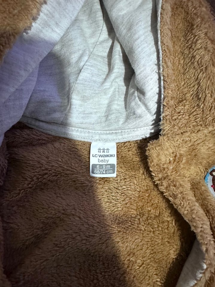 Kız Çocuk Kapüşonlu Kahverengi Kürklü Yelek - Görsel 3