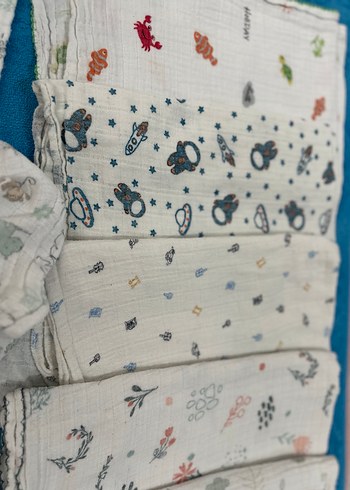 Çok Renkli Nakışlı Çocuk Müslin - Görsel 3