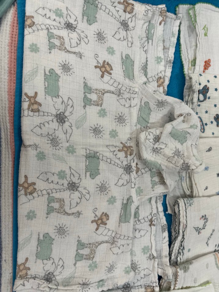 Çok Renkli Nakışlı Çocuk Müslin - Görsel 2