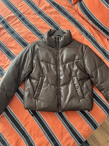 Pull and bear Mont
