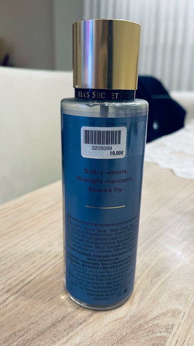 Victoria's Secret Rush Kadın Parfümü 250 ml - Görsel 2