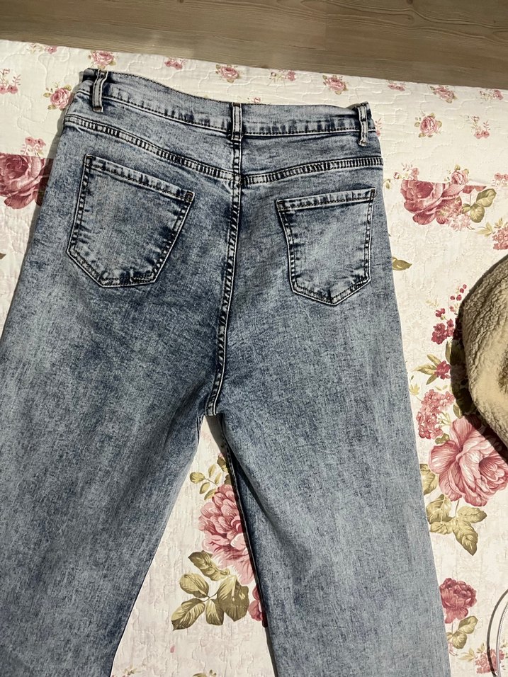 Gri Batik Desenli Bol Kesim Kadın Kot Pantolon - Görsel 5