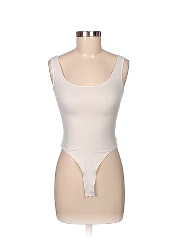 Zara Bluz %70 İndirimli.