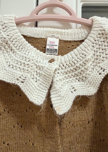 Kız Çocuk Bej Örgü Hırka yaka detaylı - Görsel 3