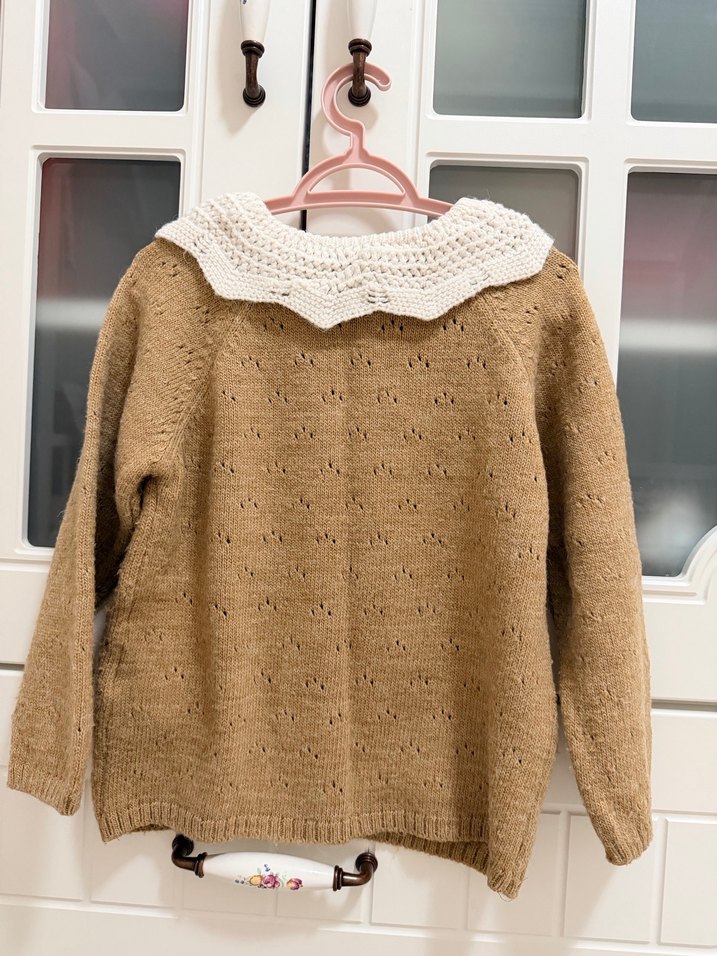 Kız Çocuk Bej Örgü Hırka yaka detaylı - Görsel 5
